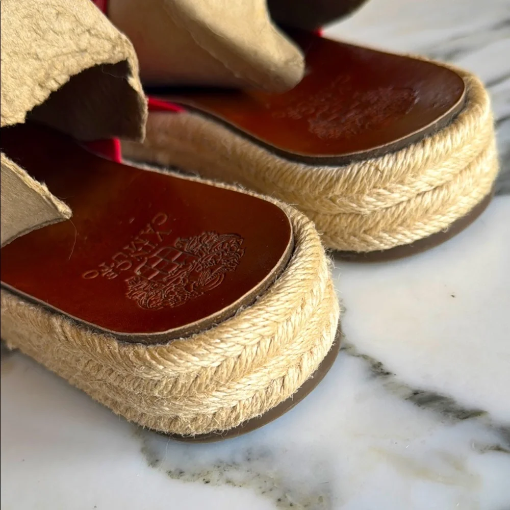 Vince Camuto Red & Tan Espadrille Sandals Women’s size 8.